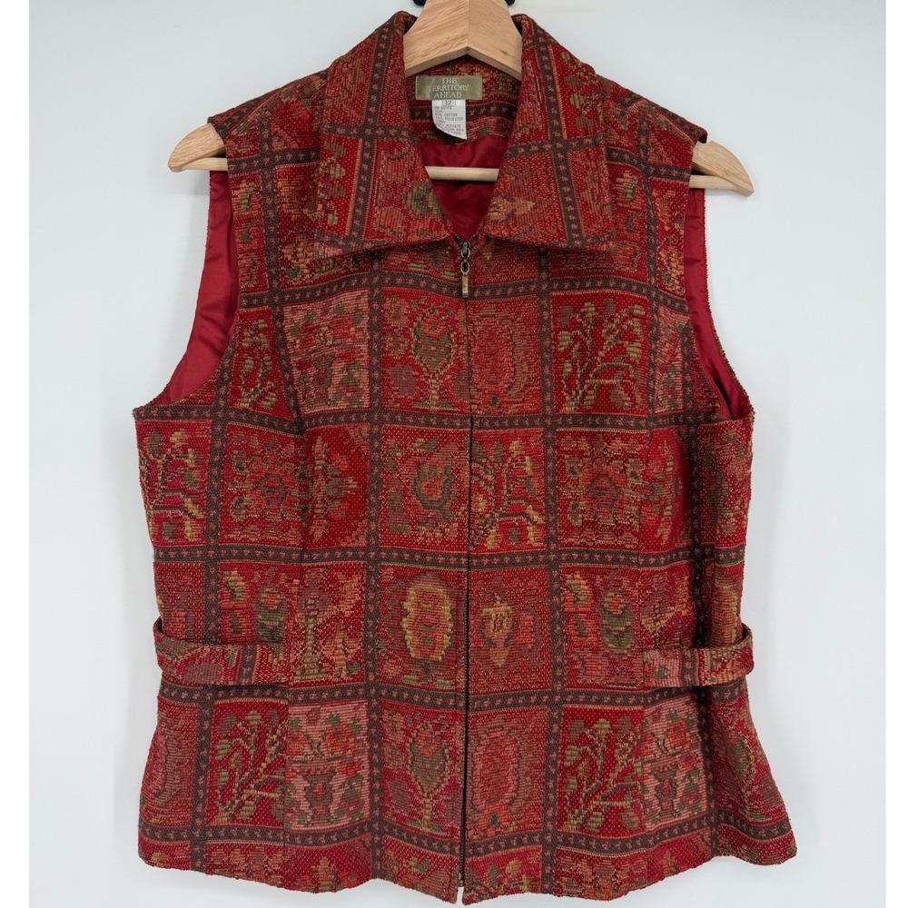 The Territory Ahead Women's Red Tapestry Zip Front Collared Vest Size 12 Boho